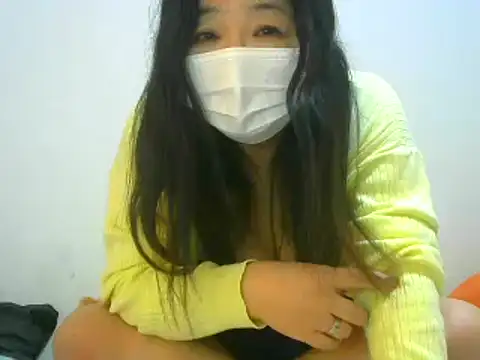 Snapshot of ryoko6681 chatting on January 7, 7:52 am ryoko6681 online show from January 7, 7:52 am