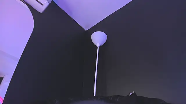 Snapshot of ALICEPOIXXXON chatting on March 15, 5:08 am ALICEPOIXXXON online show from March 15, 5:08 am