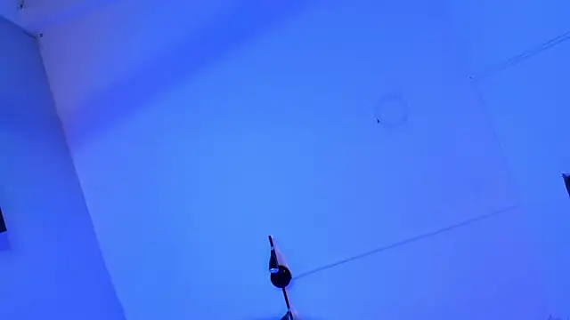 Snapshot of ALICEPOIXXXON chatting on October 11, 9:57 pm ALICEPOIXXXON online show from October 11, 9:57 pm