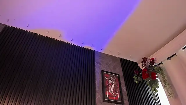 BambiiQueen online show from March 22, 4:15 pm