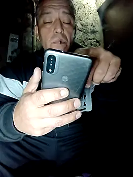 Snapshot of rodrig6987_1 chatting on September 13, 1:27 am rodrig6987 1 online show from September 13, 1:27 am