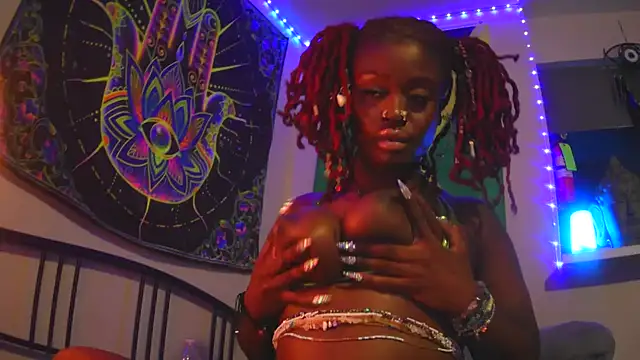 Tatithegoddess online show from December 12, 11:29 am