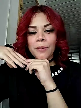 IamAlana  online show from December 18, 7:08 pm