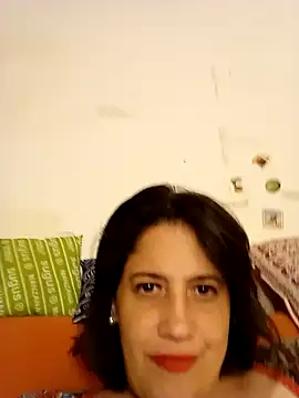 Snapshot of Sole_Love chatting on January 18, 12:24 am Sole Love online show from January 18, 12:24 am