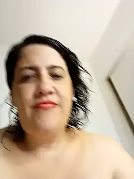 Snapshot of Sole_Love chatting on February 1, 1:20 pm Sole Love online show from February 1, 1:20 pm