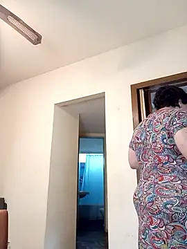 Snapshot of Sole_Love chatting on September 19, 4:07 pm Sole Love online show from September 19, 4:07 pm