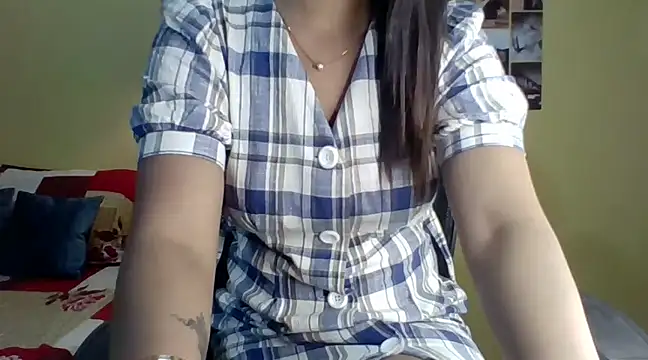 Snapshot of Nicole-wallace chatting on January 25, 11:55 am Nicole-wallace online show from January 25, 11:55 am