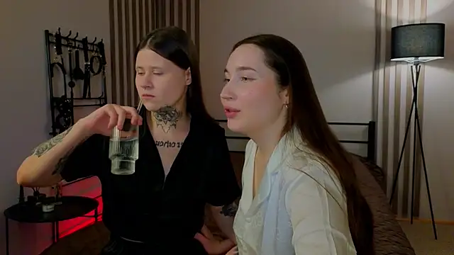 Snapshot of domDani_subMay chatting on March 15, 10:46 am domDani subMay online show from March 15, 10:46 am