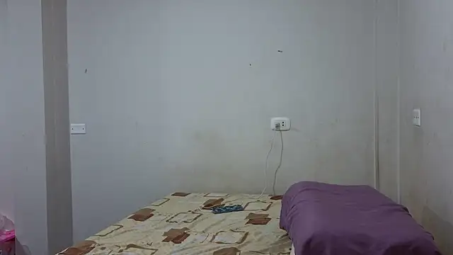 melody2429 online show from April 1, 8:50 pm