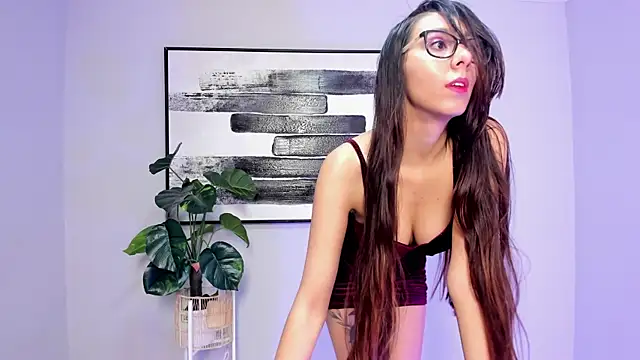 luna willians online show from January 25, 12:05 pm