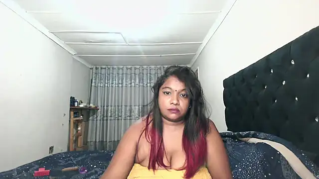 Indianmayaxoxo online show from January 8, 10:37 pm