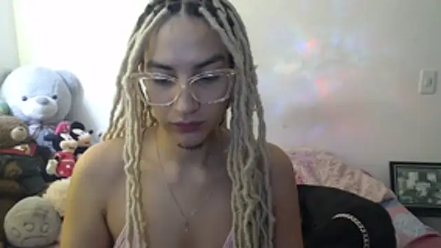 Snapshot of mandy_berrys chatting on October 22, 5:13 pm mandy berrys online show from October 22, 5:13 pm