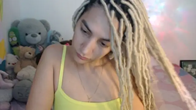 Snapshot of mandy_berrys chatting on October 28, 2:04 am mandy berrys online show from October 28, 2:04 am