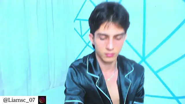 liam scott77 online show from July 15, 3:12 am