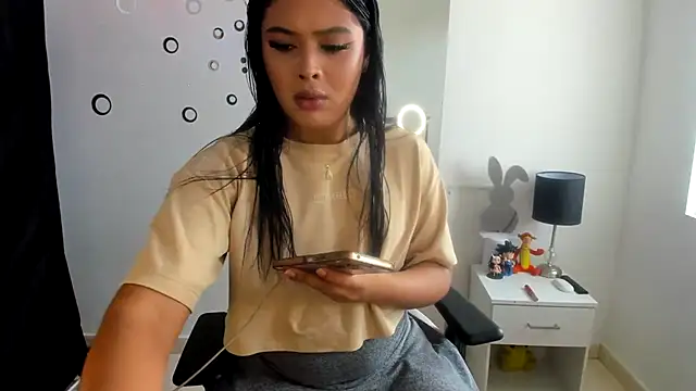 nairobbits online show from March 26, 2:22 pm