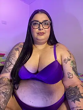 Snapshot of Apriilpeach_ chatting on October 10, 9:03 pm Apriilpeach online show from October 10, 9:03 pm