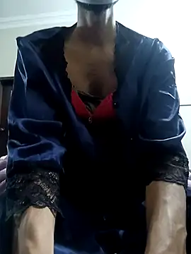 Snapshot of Hornylarka1 chatting on November 6, 11:04 pm Hornylarka1 online show from November 6, 11:04 pm