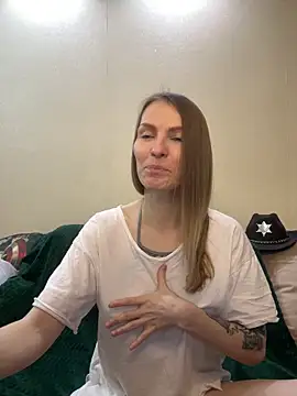 Snapshot of RachelBelI chatting on December 13, 11:17 pm RachelBelI online show from December 13, 11:17 pm