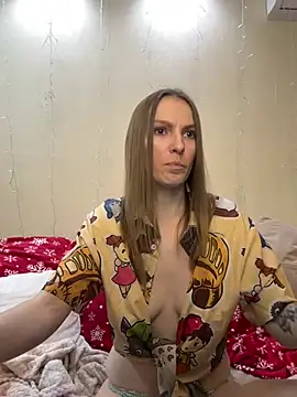 Snapshot of RachelBelI chatting on January 15, 2:17 am RachelBelI online show from January 15, 2:17 am