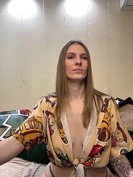 Snapshot of RachelBelI chatting on February 6, 2:22 am RachelBelI online show from February 6, 2:22 am