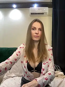 Snapshot of RachelBelI chatting on March 12, 11:22 pm RachelBelI online show from March 12, 11:22 pm