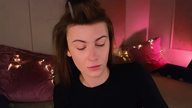 tomorrows day online show from December 4, 9:12 pm