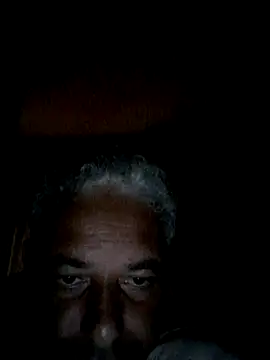 Snapshot of gordonunes chatting on February 13, 4:30 am gordonunes online show from February 13, 4:30 am