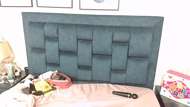 Snapshot of Sophia-Smith2 chatting on February 27, 10:20 pm Sophia-Smith2 online show from February 27, 10:20 pm