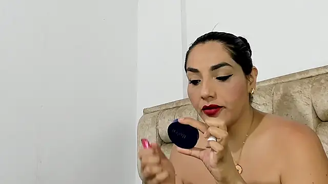 Snapshot of Sophia-Smith2 chatting on October 14, 7:31 am Sophia-Smith2 online show from October 14, 7:31 am