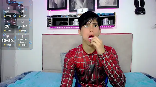 Snapshot of Tayson_Rivers chatting on March 5, 11:16 pm Tayson Rivers online show from March 5, 11:16 pm