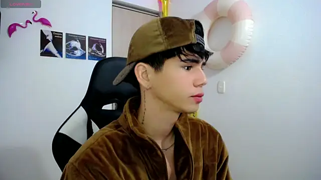 Snapshot of Tayson_Rivers chatting on September 15, 11:21 am Tayson Rivers online show from September 15, 11:21 am