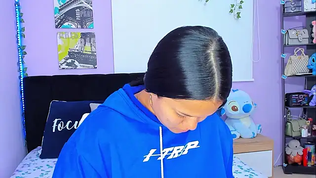 sara mendez2 online show from February 5, 11:39 pm