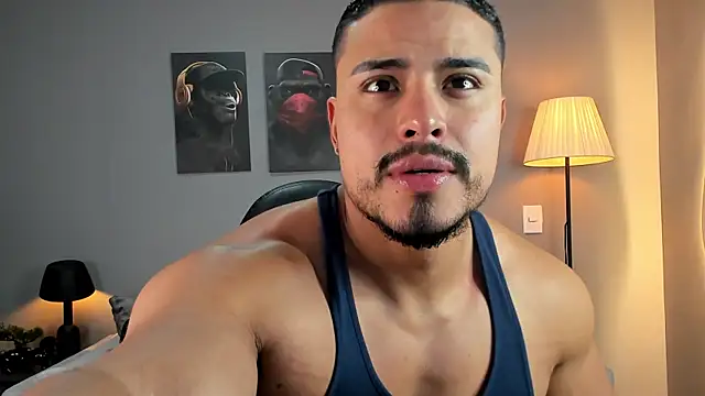 Snapshot of ApoloMakris chatting on November 30, 5:06 pm ApoloMakris online show from November 30, 5:06 pm