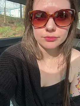 Snapshot of Ragdoll131 chatting on March 1, 1:07 pm Ragdoll131 online show from March 1, 1:07 pm