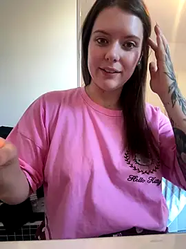 Snapshot of Ragdoll131 chatting on November 30, 10:52 am Ragdoll131 online show from November 30, 10:52 am