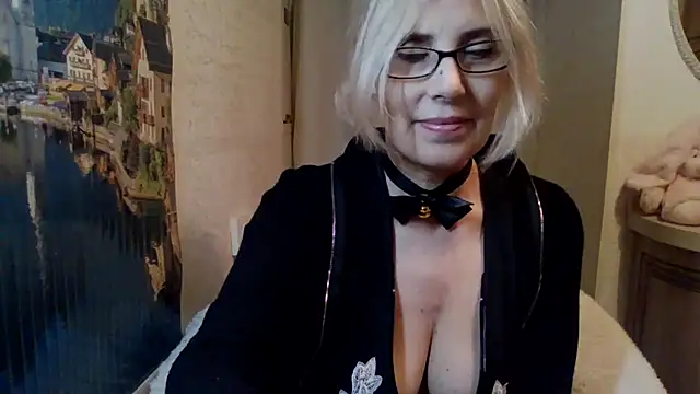 Snapshot of sweet_raspberry chatting on January 12, 3:25 pm sweet raspberry online show from January 12, 3:25 pm