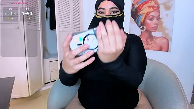 malak nanyy online show from February 20, 2:19 am