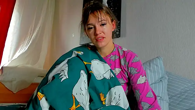 foxy blond online show from September 22, 1:07 am