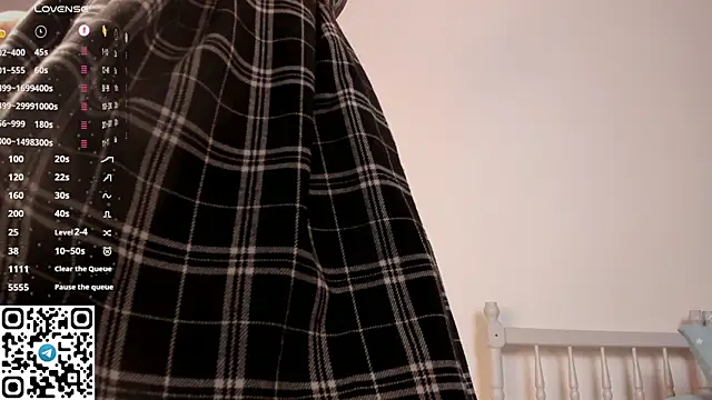 tyty piupiu online show from April 15, 6:48 pm