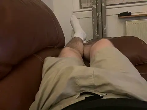 av152 online show from March 4, 9:43 pm