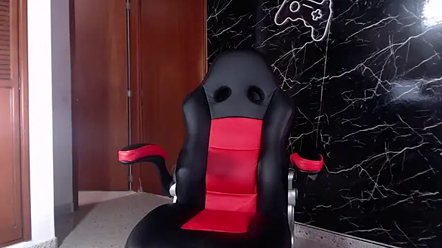 Snapshot of maty_hardx chatting on March 5, 2:01 pm maty hardx online show from March 5, 2:01 pm