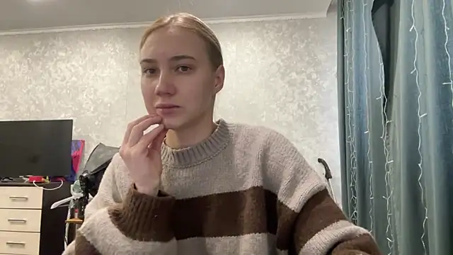 AnneBall online show from January 2, 9:43 am