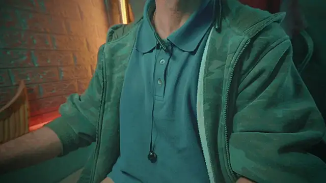 Snapshot of alex-volo chatting on December 13, 2:27 pm alex-volo online show from December 13, 2:27 pm