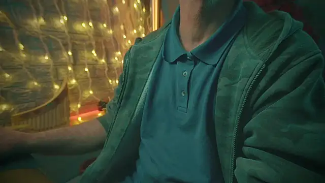 Snapshot of alex-volo chatting on December 19, 10:32 pm alex-volo online show from December 19, 10:32 pm