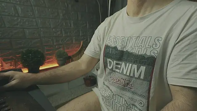 Snapshot of alex-volo chatting on October 11, 8:02 am alex-volo online show from October 11, 8:02 am