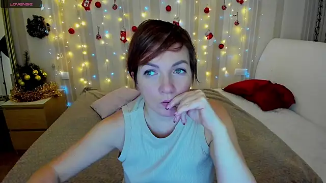 Snapshot of Katherine_Fox chatting on December 18, 7:15 am Katherine Fox online show from December 18, 7:15 am