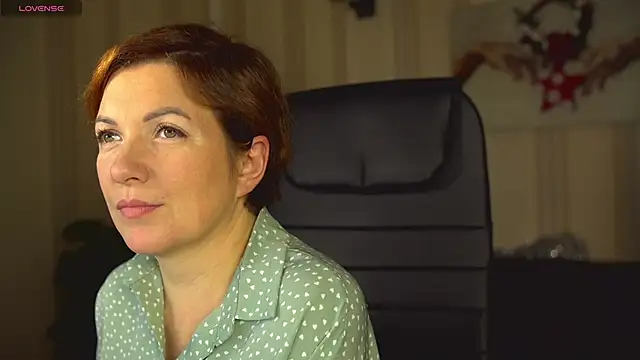 Snapshot of Katherine_Fox chatting on December 22, 2:38 pm Katherine Fox online show from December 22, 2:38 pm