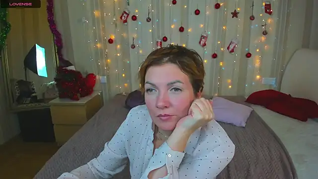 Snapshot of Katherine_Fox chatting on January 6, 10:57 am Katherine Fox online show from January 6, 10:57 am