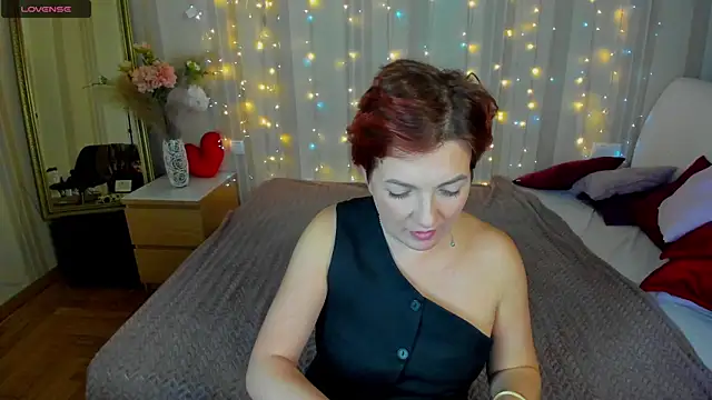 Snapshot of Katherine_Fox chatting on January 25, 12:16 pm Katherine Fox online show from January 25, 12:16 pm