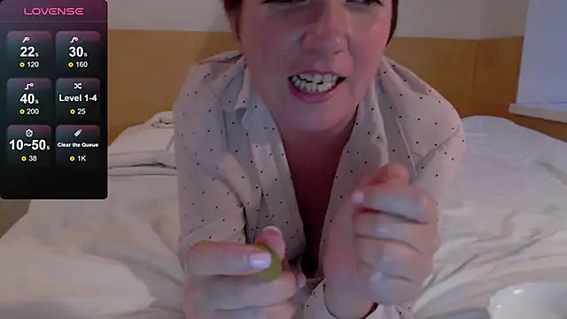 Snapshot of Katherine_Fox chatting on September 20, 3:46 pm Katherine Fox online show from September 20, 3:46 pm